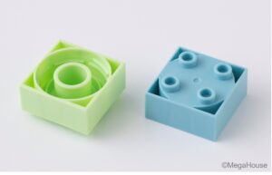 メガハウス(玩具メーカー)との協業により、新しいオリジナルラベルウォーターを実現